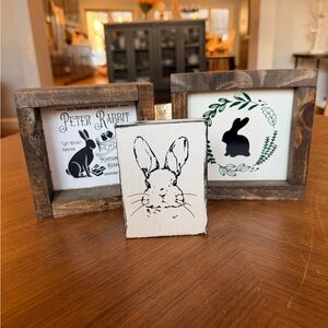 Rustic Rabbit-Themed Wooden Frame Set
